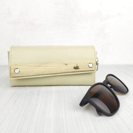 Eslo Cream Leather Glasses Case