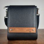 Eslo Roger hazai designer férfi fekete bőr bőr oldaltáska, prémium minőség, kézzel készített egyedi dizájn.