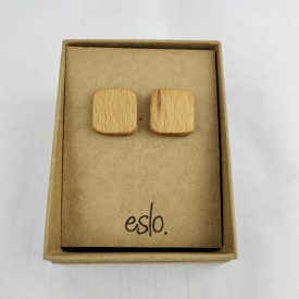 Eslo bükkfa kocka fülbevaló