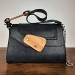 Eslo hazai, egyedi tervezésű, kézzel készített designer bőr női oldaltáska, crossbody, kistáska, női bőr táska,