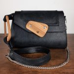 Eslo hazai, egyedi tervezésű, kézzel készített designer bőr női oldaltáska, crossbody, kistáska, női bőr táska,