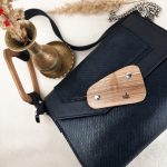 Eslo hazai, egyedi tervezésű, kézzel készített designer bőr női oldaltáska, crossbody, kistáska, női bőr táska,