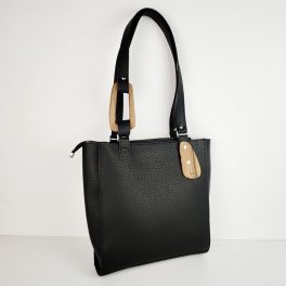 Eslo Luna hazai designer női fekete bőr válltáska, prémium minőség, kézzel készített egyedi dizájn.