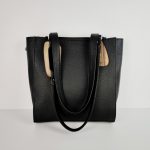 Eslo Luna hazai designer női fekete bőr válltáska, prémium minőség, kézzel készített egyedi dizájn.
