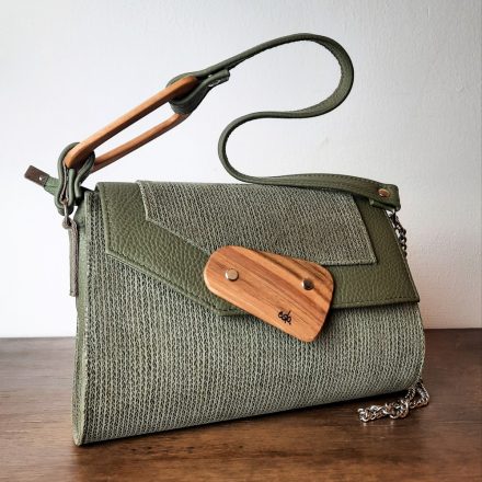 Eslo hazai, egyedi tervezésű, kézzel készített designer bőr női oldaltáska, crossbody, kistáska, női bőr táska,