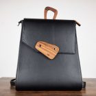 Eslo Luna hazai designer női fekete bőr hátitáska, hátizsák, prémium minőség, kézzel készített egyedi dizájn.