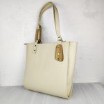 ESLO Luna Cream Women's Leather Shoulder Bag