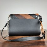 Eslo Columbia hazai designer női  oscuro bőr oldaltáska, prémium minőség, kézzel készített egyedi dizájn.