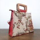 Eslo Manci hazai designer női  meggypiros gobelin bőr oldaltáska, prémium minőség, kézzel készített egyedi dizájn.