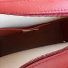 Eslo Manci hazai designer női  meggypiros gobelin bőr oldaltáska, prémium minőség, kézzel készített egyedi dizájn.