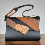 Eslo Columbia hazai designer női  negero bőr oldaltáska, prémium minőség, kézzel készített egyedi dizájn.